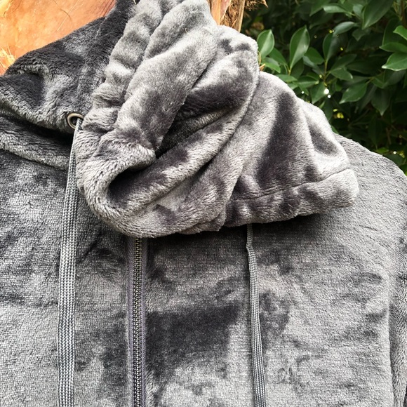 ✨HP!!✨Cozy Plush Hoodie Fleece Top✨ - Picture 6 of 8